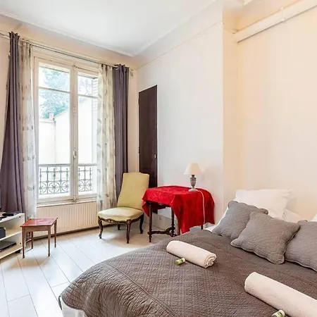 Guestready - Simplicity Near Buttes-chaumont Park Appartement *